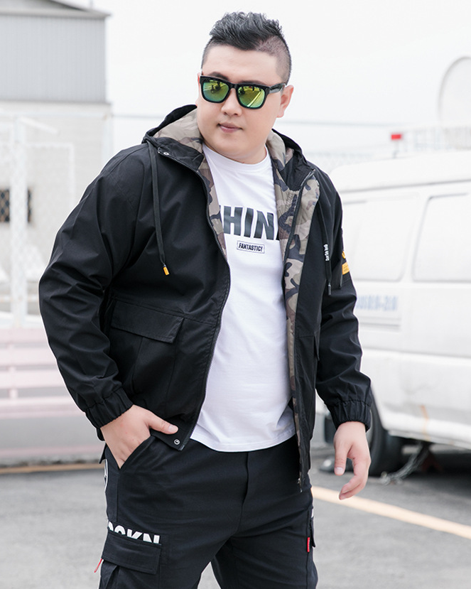 Men's plush lined hooded winter jacket