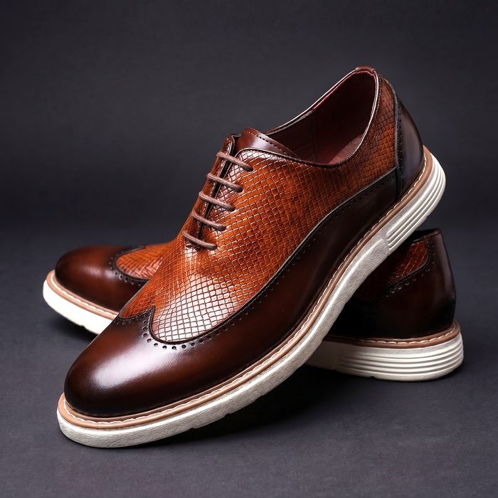 Men's Wingtip Oxford Shoes with Textured Detail